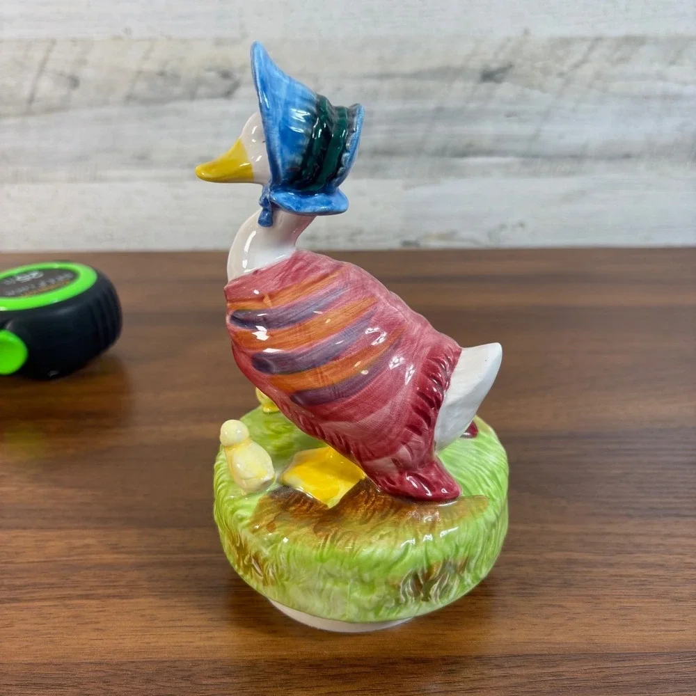 Vintage Schmid Beatrix Potter Jemima Puddle Duck Revolving Music Box, Carpenters